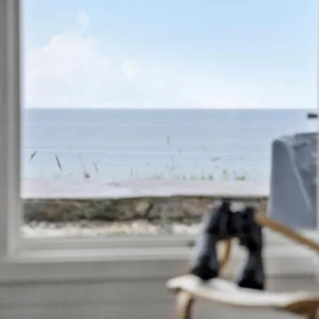 בית נופש 2 Bedroom Awesome In